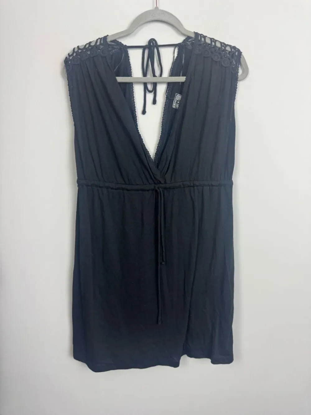 CONVERSE ONE STAR | Black V-Neck Drawstring Swim Coverup Women’s Size Large